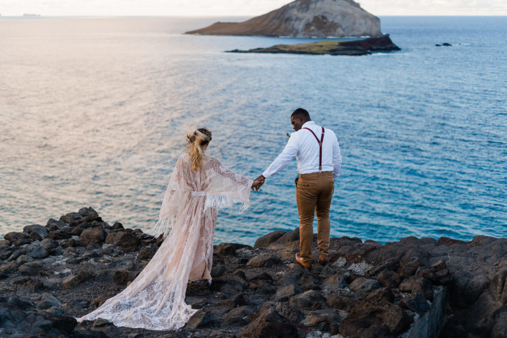 Makapuu Lighthouse Lookout | best places to elope in Hawaii